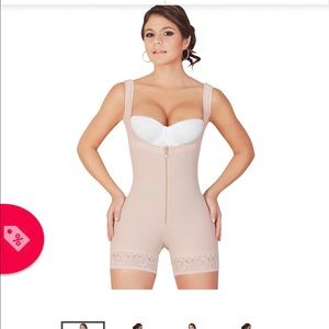 Colombian girdle postpartum